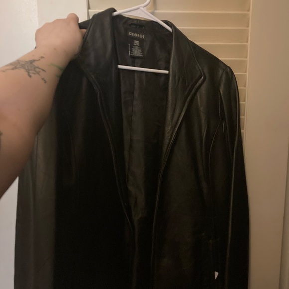 Women’s Real Leather Jacket - Picture 2 of 5